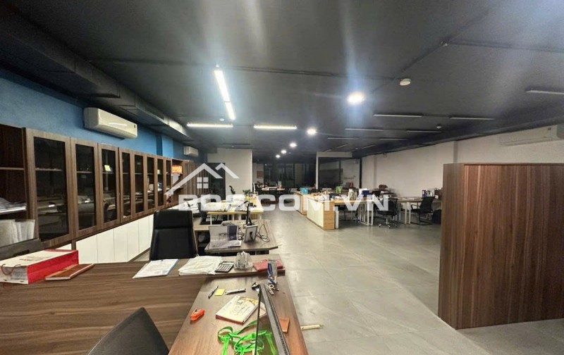 Cần Bán giảm 108 Tỷ Tòa Văn Phòng Trần Đại Nghĩa Kéo Dài Mặt Tiền 9M 240M2