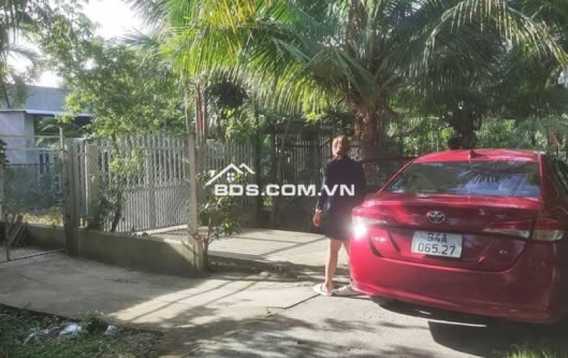 Bán 260m2 đất thổ cư đường oto gần UB Phước Thạnh,nay là phường Phú Tân