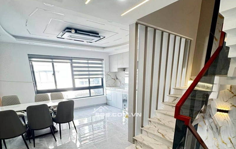 Bán nhà hẻm xe hơi, ngang gần 5m, nhà 5 tầng đường Kinh Dương Vương, An Lạc