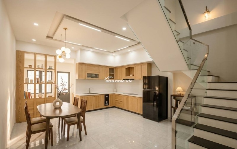  BÁN NHÀ 4 TẦNG ĐỐI LƯNG ĐƯỜNG VÕ CHÍ CÔNG GẦN CẦU NGUYỄN TRI PHƯƠNG- HOÀ XUÂN