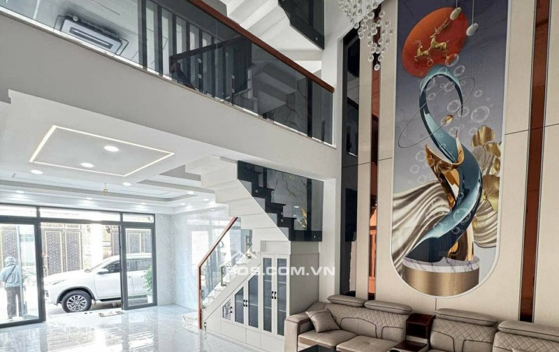 Bán nhà hẻm xe hơi, ngang gần 5m, nhà 5 tầng đường Kinh Dương Vương, An Lạc