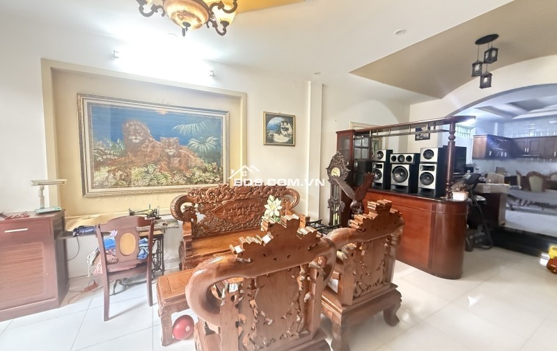 Bán Biệt Thự Mặt Tiền Linh Đông Thủ Đức -243m2 ngang 7m  - Vừa Ở Vừa Kinh Doanh - 36 Tỷ