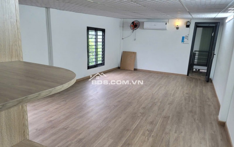 Bán Nhà Mặt Tiền 215 Thích Thiện Hòa, Xã Lê Minh Xuân, Huyện Bình Chánh