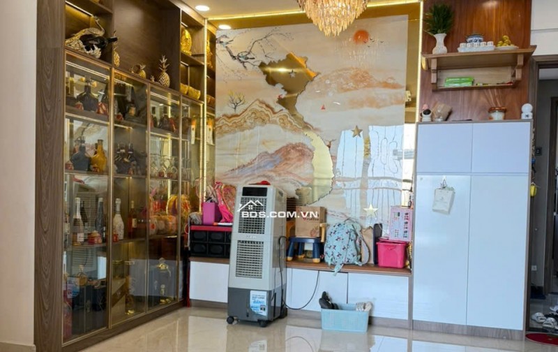 Cần bán căn 75.7m2 Toà nhà ST. Morizt cao cấp nhất Đại lộ Phạm Văn Đồng