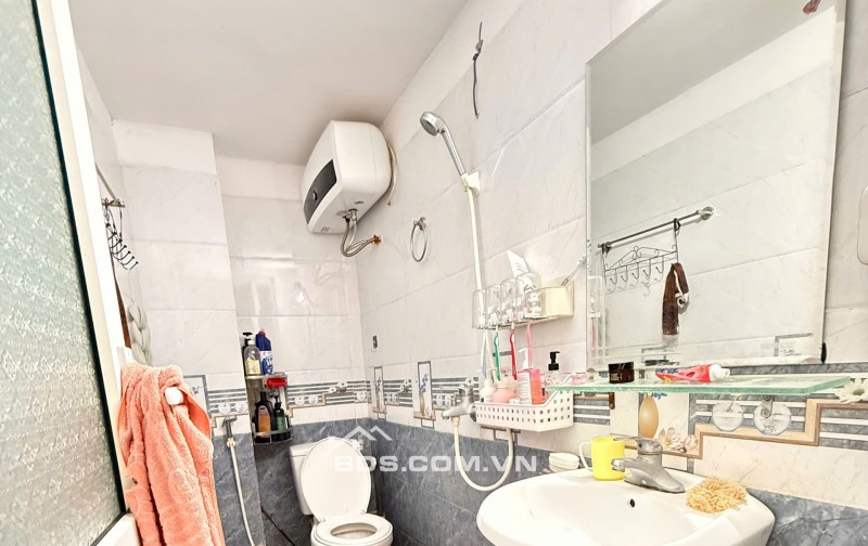 BÁN NHÀ ĐẸP 1.98 TỶ 3 TẦNG 42M2 NGÕ CỰC NGẮN ĐƯỜNG PHÙ NGHĨA