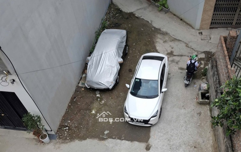 BÁN NHÀ SIÊU ĐẸP 3.35 TỶ 3 TẦNG 71M2 Ô TÔ ĐỖ CỬA NGÕ LỘC VƯỢNG