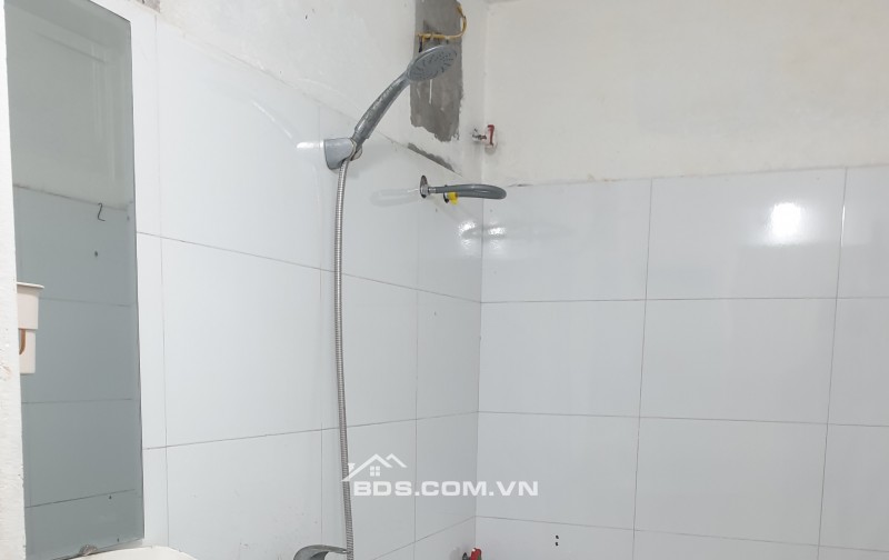 BÁN NHÀ ĐẸP 1.35 TỶ 1.5 TẦNG 64M2 NGÕ ĐẶNG VIỆT CHÂU