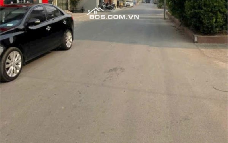 Chính chủ cần tiên bán nhanh lô đất 171m2 tại Phụng Thượng, Phúc Thọ, dân cư đông đúc