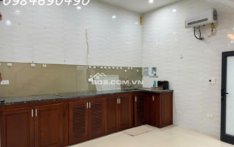 Cho thuê nhà nguyên căn Lai Xá - Hoài Đức DT 75m2, 3 tầng, full nội thất, giá 11tr/tháng