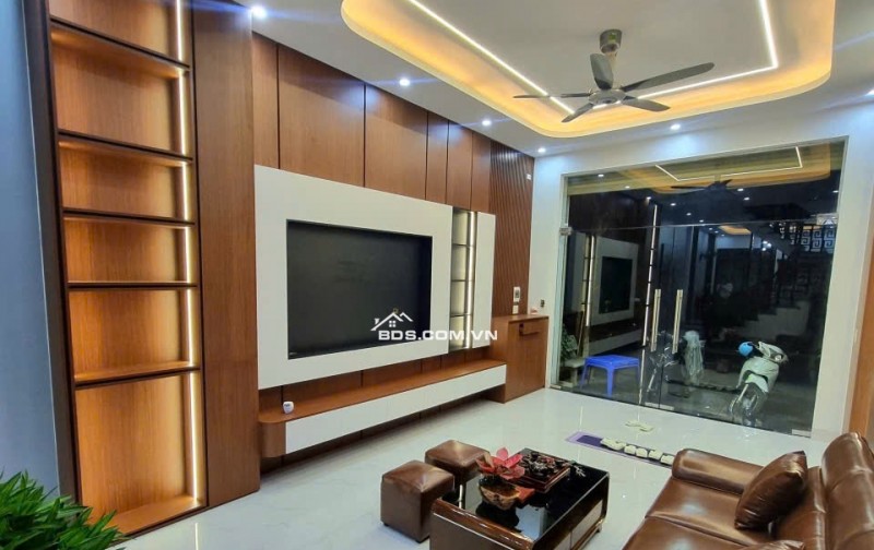 Bán nhà 4 tầng Kỳ Bá, TP Thái Bình, 70m2, sổ đỏ, 7.4 tỷ, 0978693808