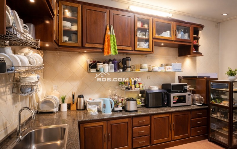 Bán GẤP nhà hẻm 256 Phan Huy Ích ngang 6m 198m2 4 lầu gần Emart, ga Metro nhỉnh 20 tỷ.