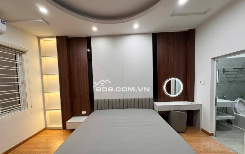 Bán Nhà Ngõ Quỳnh, Bạch Mai, Hai Bà Trưng 31m, 5 tầng, mt 4m, giá 10.35 tỷ.