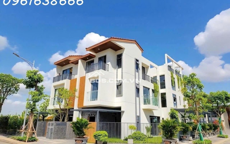 Bán nhà phố 2 mặt tiền tại LA Home Long An, 4 tỷ 662 triệu ( giá chủ đầu tư ) 90m2 x 3 tầng