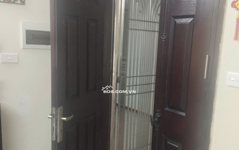 Bán căn hộ chung cư ICC 1277 (7F) đường Giải Phóng, Hoàng Mai, HN. DT 70m2, giá 5,6 tỷ