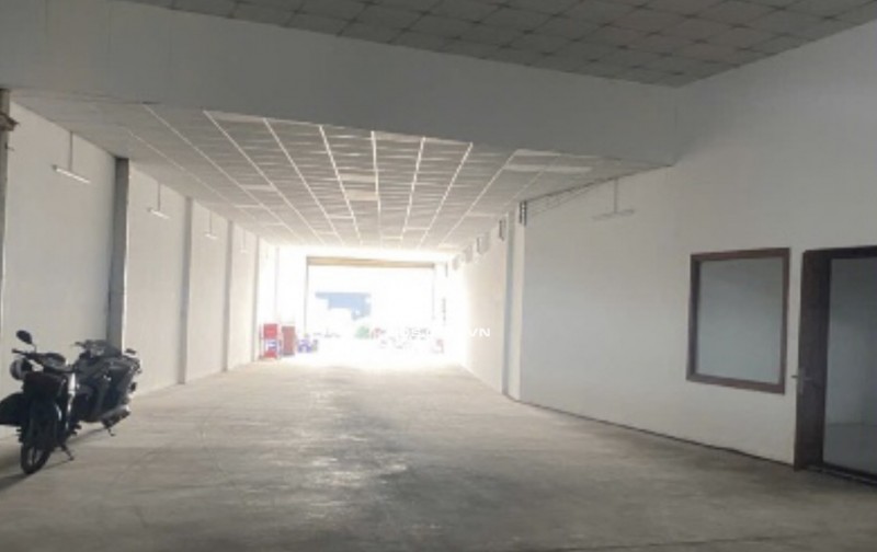 Cho thuê mặt bằng kho, góc đường Hà Huy Giáp Quận 12