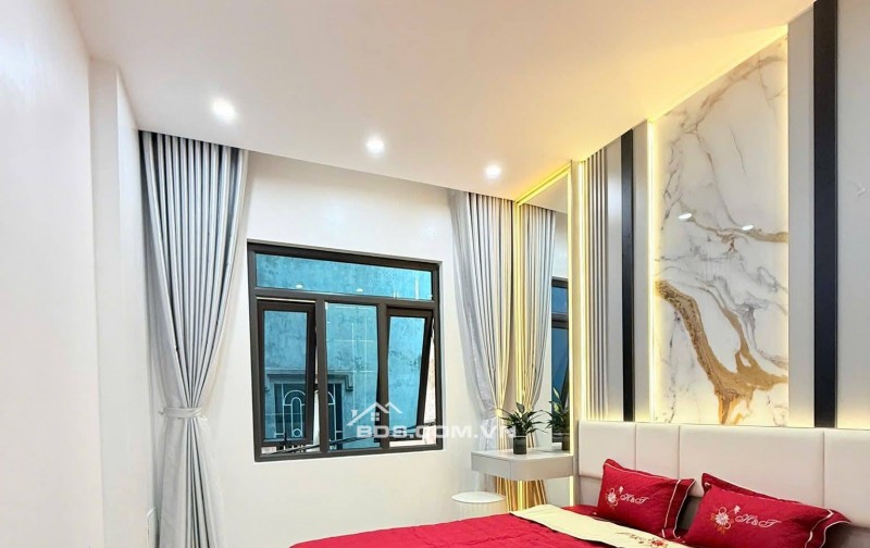 Bán Nhà Hồng Mai, Hai Bà Trưng 40m, 4 tầng, mt 3.5m, giá 9.5 tỷ.