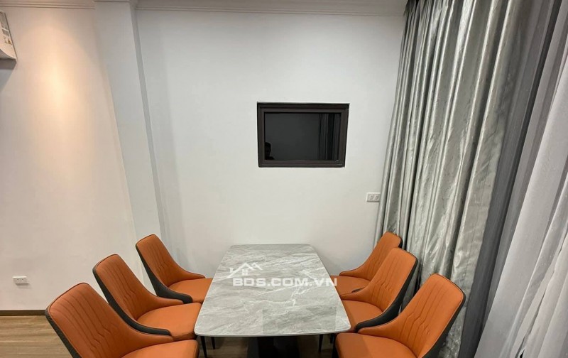 Bán Nhà Gần Phố, Thang Máy Tôn Đức Thắng 46/51m, 6 tầng, giá 18.5 tỷ.