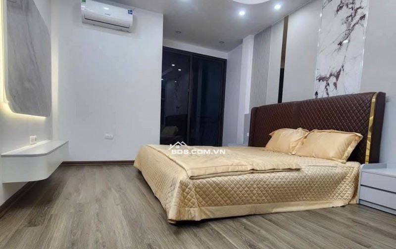  BÁN NHÀ ĐẸP NGÕ 311 THANH NHÀN – NHÀ MỚI 6 TẦNG CÓ THANG MÁY