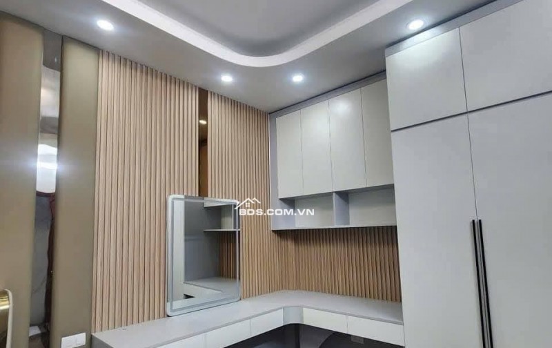  BÁN NHÀ ĐẸP NGÕ 311 THANH NHÀN – NHÀ MỚI 6 TẦNG CÓ THANG MÁY