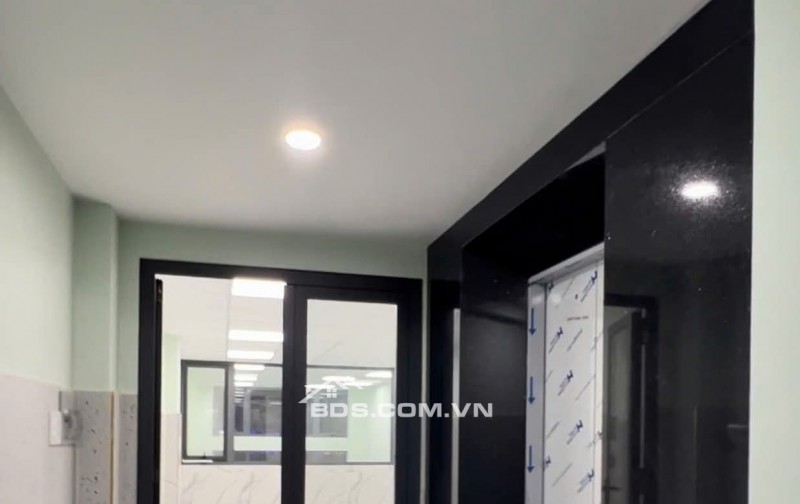 Bán Tòa nhà VP MT đường cạnh Lũy Bán Bích, P. Phú Thạnh, Q.Tân Phú. Dt: 88m2, 6 tầng,  thang máy,  mới100%.