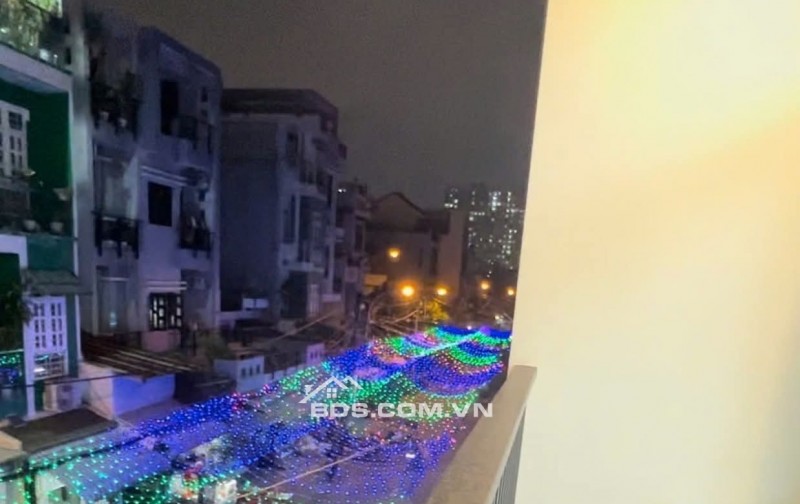 Bán Tòa nhà VP MT đường cạnh Lũy Bán Bích, P. Phú Thạnh, Q.Tân Phú. Dt: 88m2, 6 tầng,  thang máy,  mới100%.