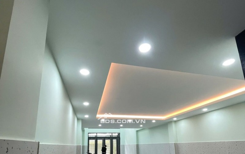 Bán Tòa nhà VP MT đường cạnh Lũy Bán Bích, P. Phú Thạnh, Q.Tân Phú. Dt: 88m2, 6 tầng,  thang máy,  mới100%.