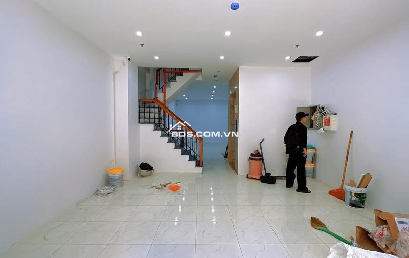 BÁN TOÀ CCMN PHỐ TRẦN THÁI TÔNG CẦU GIẤY