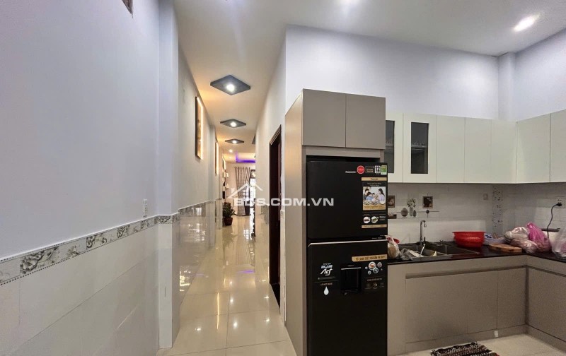 NHÀ ĐẸP MẶT TIỀN ĐƯỜNG TRẦN THỦ ĐỘ 33m , KẾT NỐI GIỮA ĐÀ NẴNG HỘI AN GIÁ TỐT TÌM ĐÂU RA CĂNG THỨ 2