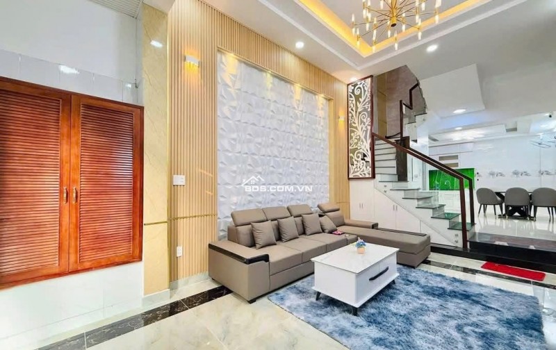 Chủ định cư nước ngoài cần bán gấp nhà Q3 giá chỉ 4.2 tỷ - 60m2