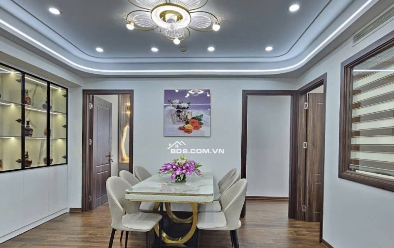 BÁN GẤP ĐỂ VỀ NHÀ MỚI-CHUNG CƯ TRUNG YÊN PLAZZA -TRUNG CỦA TRUNG TÂM-125M2 -SIÊU PHẨM 4 NGỦ-CHỈ 9 ĐỒNG.