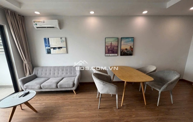 Cho thuê  chung cư ZEN - GAMUDA Hoàng Mai, Hà Nội   Vị trí:The Zen Residence, KĐT Gamuda Gardens, Hoàng Mai, Hà Nội  Diện tích: 54m -74m-98m 1-2-3 ngủ ( Giá 10tr-17tr)  Hướng: ban công Đông Bắc-Tây Nam  Nội thất: cơ bản - Full đồ  Tiện ích : Bể bơi vô cực