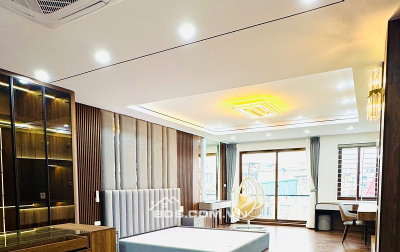 Bán nhà mặt ngõ to Bát Khối đoạn Nha Trạm, 52m2 x 6 tầng, thang máy, ô tô 7 chỗ vào nhà