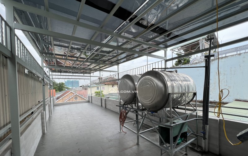 Nhà phố , khu tên lửa . Mặt tiền đường số 5A