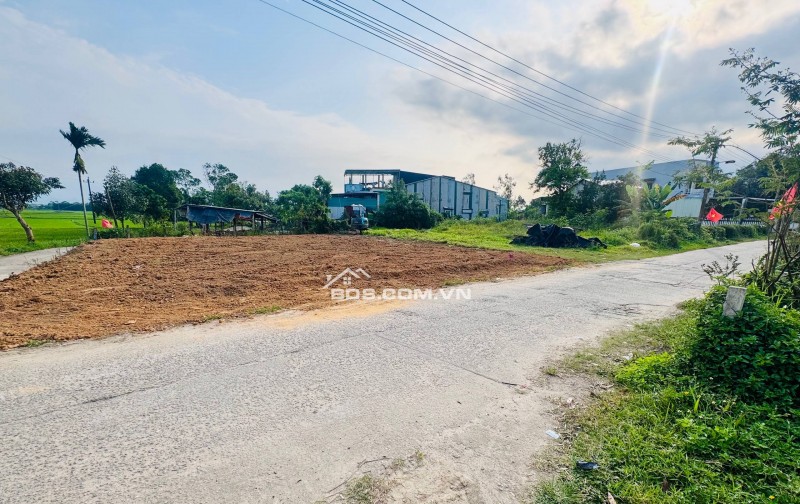  HOT – 3 lô liền kề trục chính Phú Quý chỉ từ 9xx triệu! 