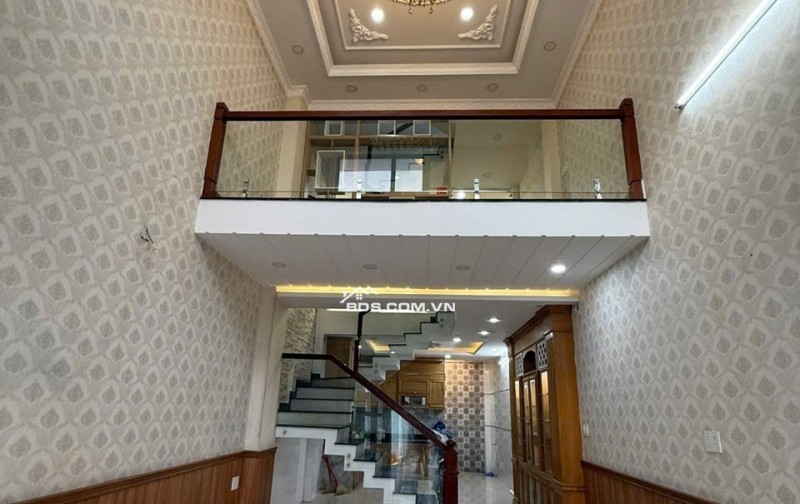 GIẬT MÌNH VỚI CĂN NHÀ 5 TẦNG NGAY TRƯỜNG CHINH – GIÁ CHỈ 9.9 TỶ