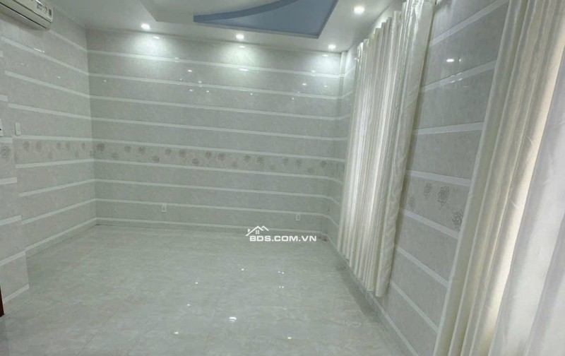 Bán nhà khu đô thị Hưng Phú 1 trệt 2 lầu đã có sổ hồng riêng