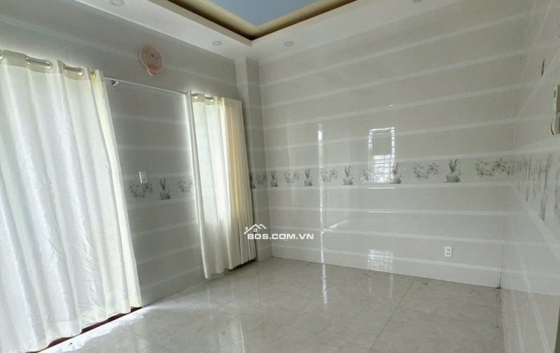 Bán nhà khu đô thị Hưng Phú 1 trệt 2 lầu đã có sổ hồng riêng