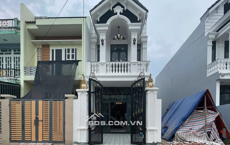 Gần chợ bình Chánh , đường đinh đức thiện