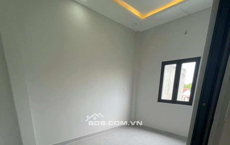 Gần chợ bình Chánh , đường đinh đức thiện