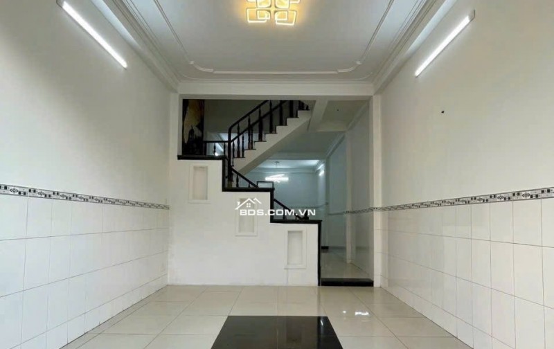 Bán nhà 3 Tầng 70m2 đường 7m ở kinh doanh nhỏ lẻ