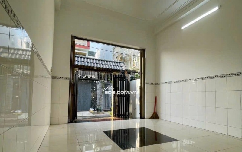 Bán nhà 3 Tầng 70m2 đường 7m ở kinh doanh nhỏ lẻ