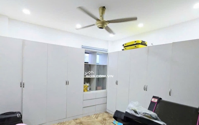 Bán nhà MẶT TIỀN ĐƯỜNG 12M – 4 tầng GẦN CHỢ, GẦN VINHOMES  5.1 tỷ