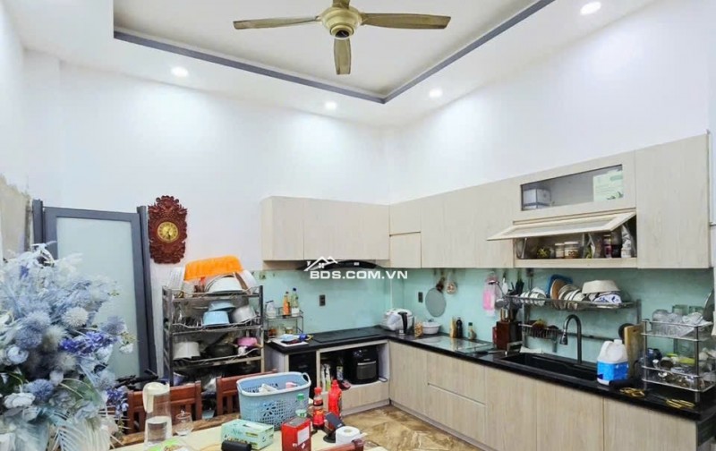 Bán nhà MẶT TIỀN ĐƯỜNG 12M – 4 tầng GẦN CHỢ, GẦN VINHOMES  5.1 tỷ