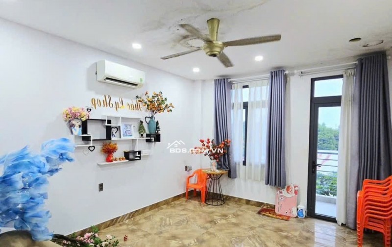 Bán nhà MẶT TIỀN ĐƯỜNG 12M – 4 tầng GẦN CHỢ, GẦN VINHOMES  5.1 tỷ