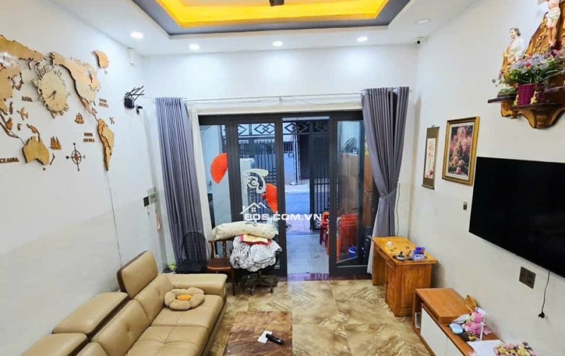 Bán nhà MẶT TIỀN ĐƯỜNG 12M – 4 tầng GẦN CHỢ, GẦN VINHOMES  5.1 tỷ