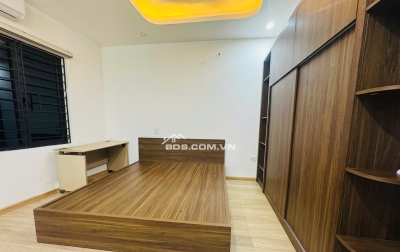 Phân Lô Hai Thoáng DT:39m x 5T Sát Ô Tô - Triều Khúc - Thanh Xuân Sổ đẹp Giá Tốt