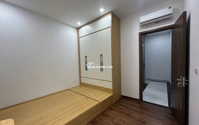 BÁN SIÊU PHẨM DÒNG TIỀN Ô TÔ VÀO NHÀ PHỐ KIM GIANG