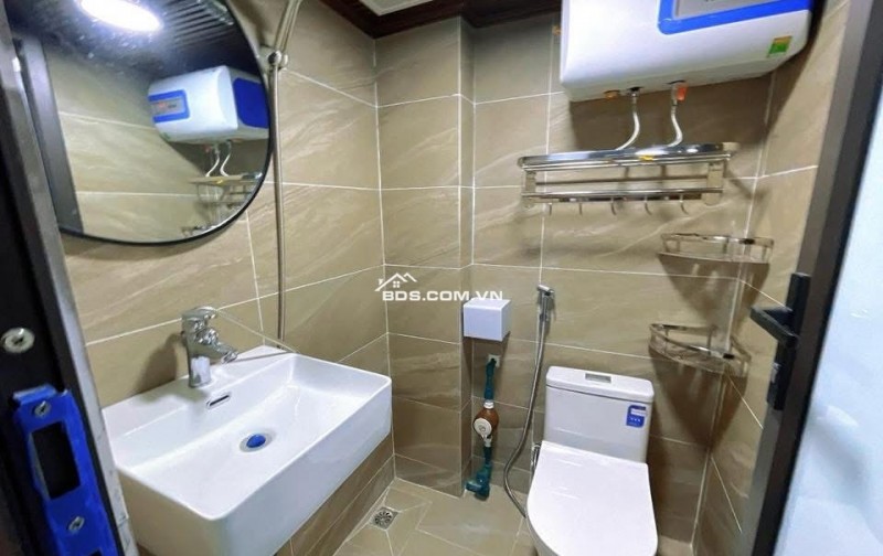 BÁN TOÀ CHDV SIÊU VIP KIM GIANG HOÀNG MAI 120M2 DOANH THU HƠN 2TỶ/NĂM.