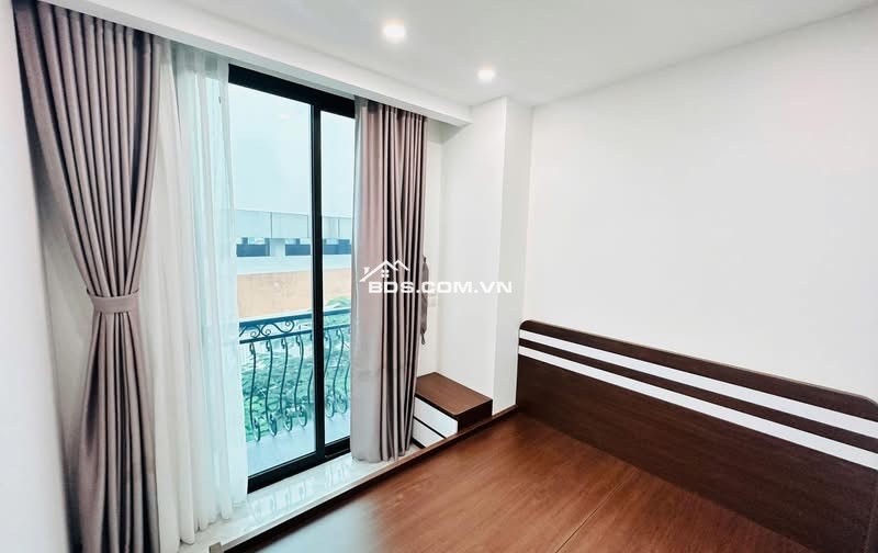 BÁN SIÊU PHẨM DÒNG TIỀN Ô TÔ VÀO NHÀ PHỐ KIM GIANG