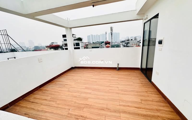 BÁN SIÊU PHẨM DÒNG TIỀN Ô TÔ VÀO NHÀ PHỐ KIM GIANG